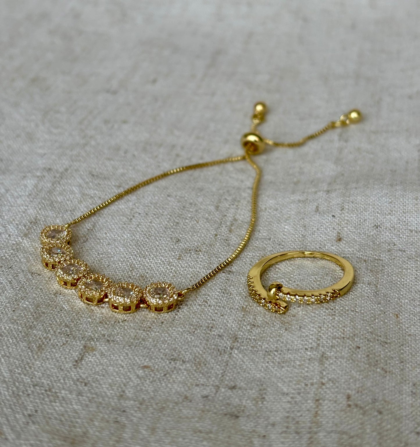 The ELLEN Set - Gold Bracelet & Ring