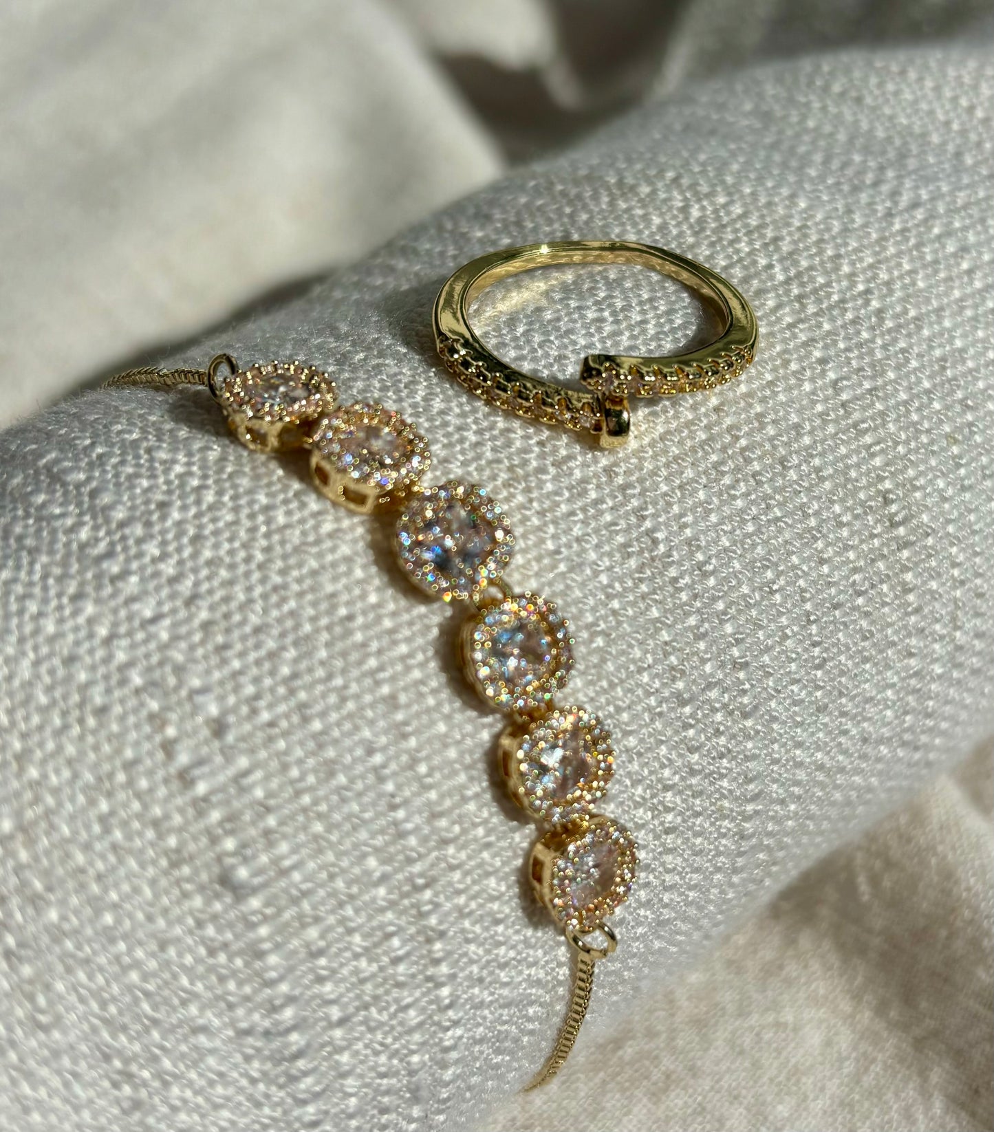 The ELLEN Set - Gold Bracelet & Ring