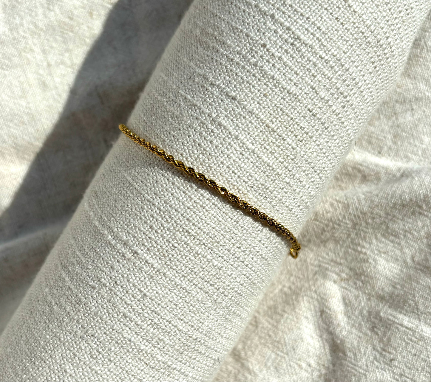 Gold Unisex Twist Bracelet