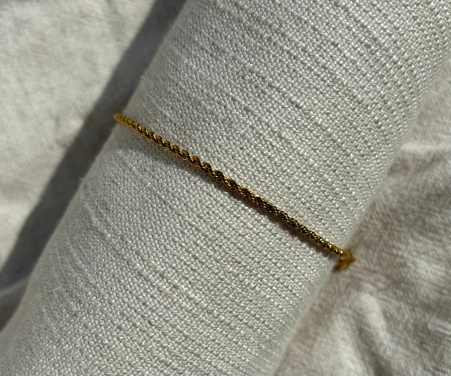 Gold Unisex Twist Bracelet